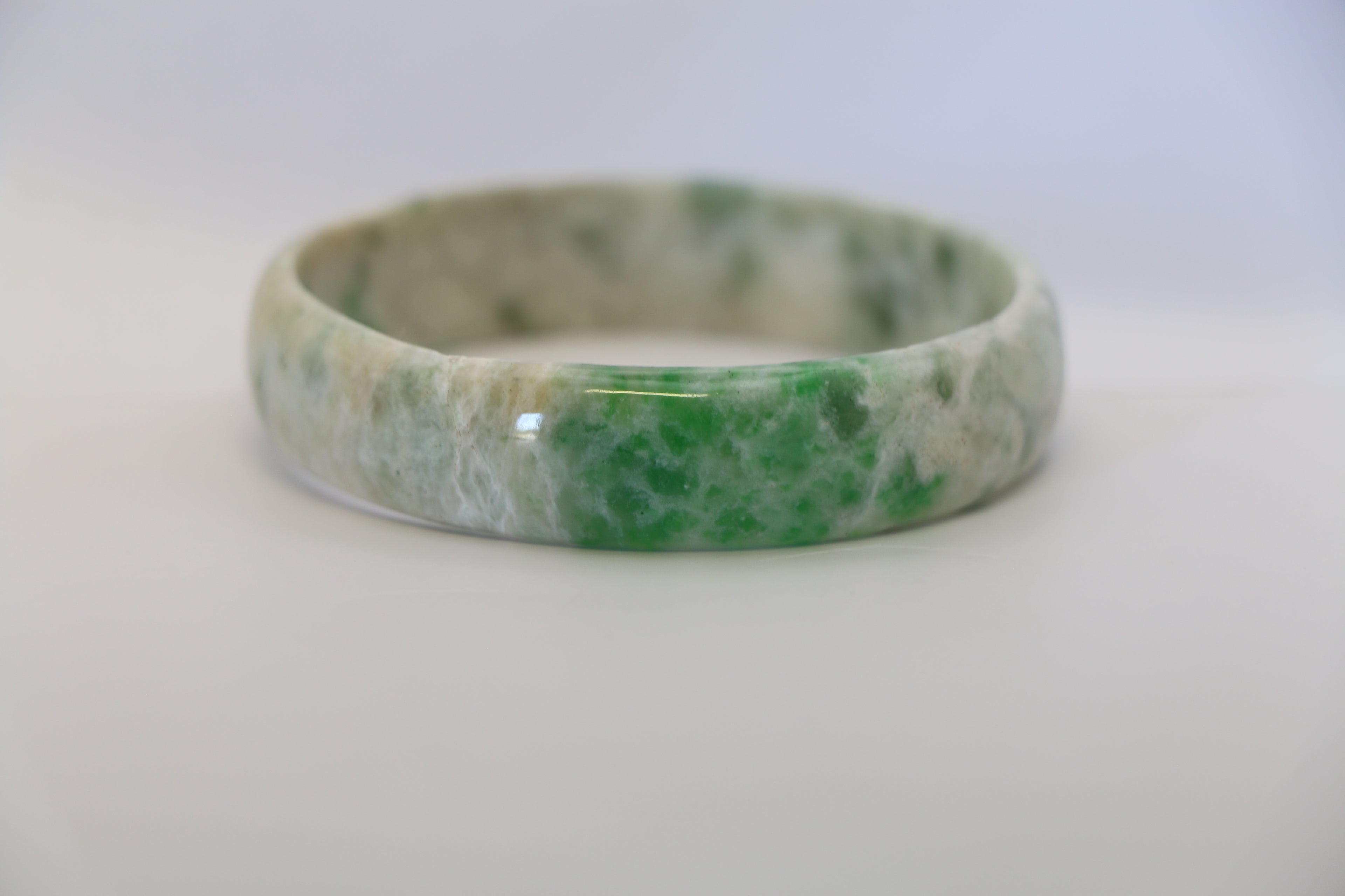 Jade Bangle - Natural Snow Green