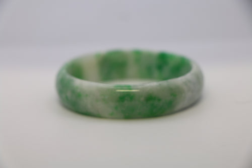 Jade Bangle - Natural Snow Green