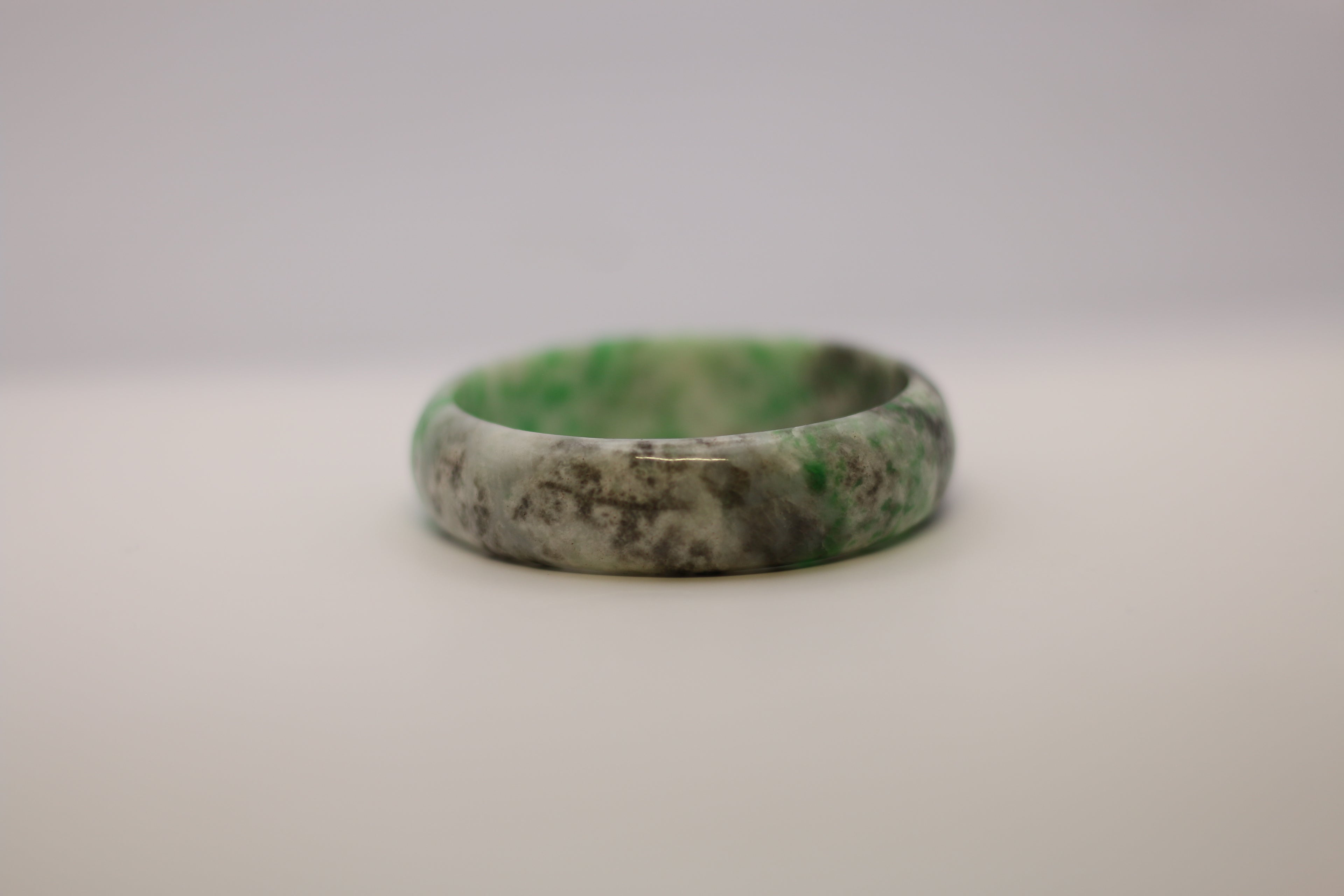 Jade Bangle - Natural Snow Green